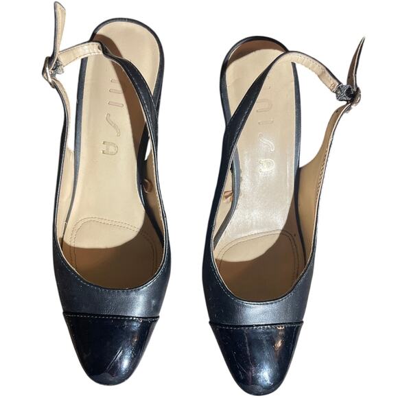 UNISA Closed Toe Heeled Shoe. Size 7M - Picture 1 of 4